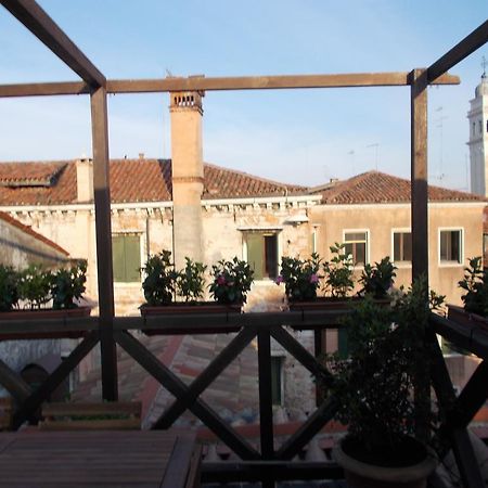Ca Dei Libri Apartamento Veneza Exterior foto