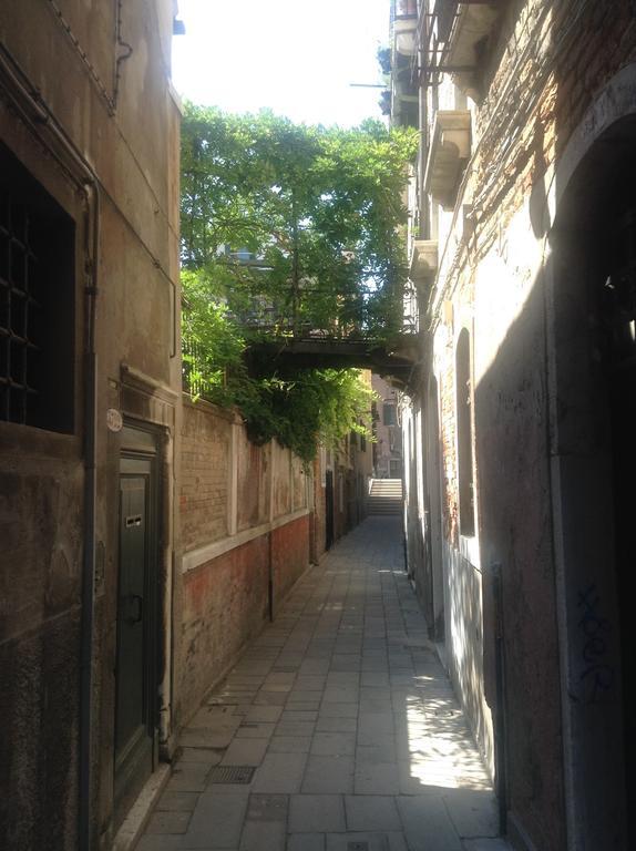 Ca Dei Libri Apartamento Veneza Exterior foto