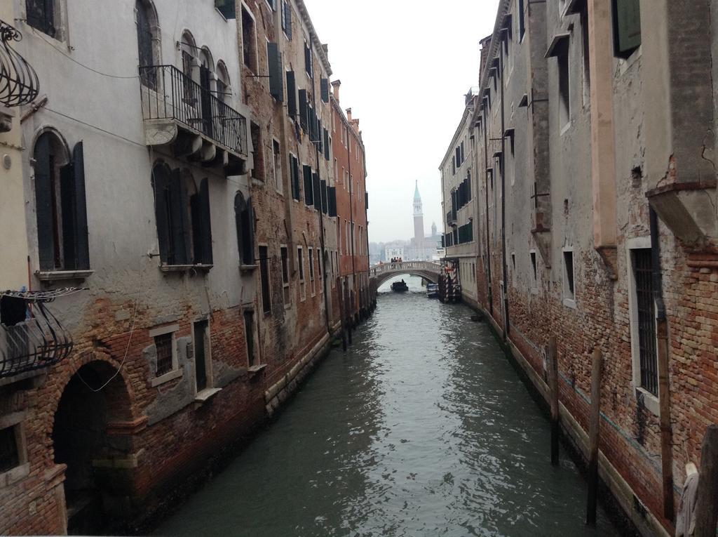 Ca Dei Libri Apartamento Veneza Exterior foto