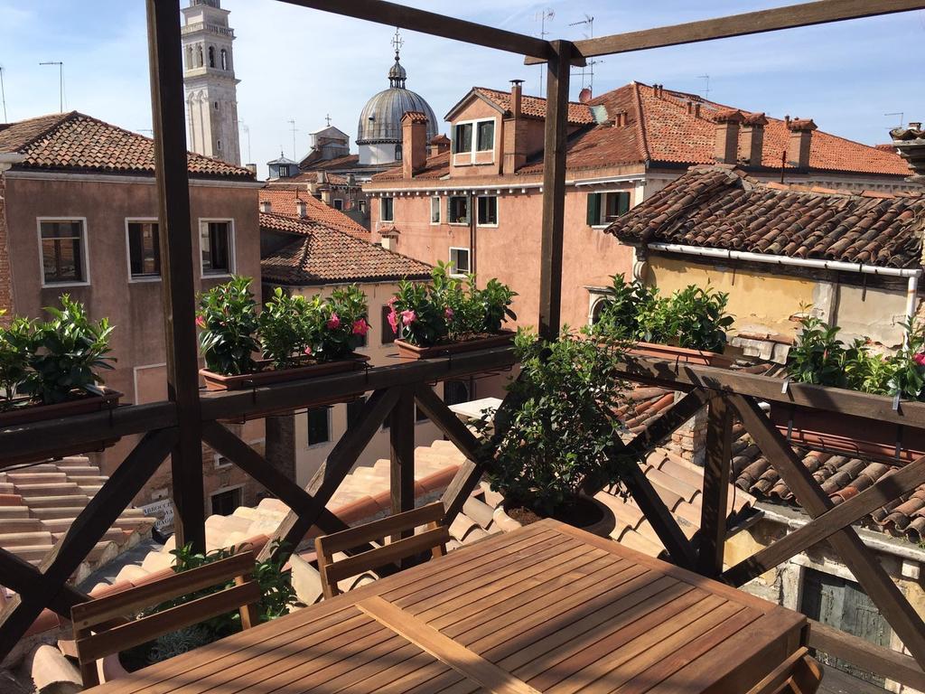 Ca Dei Libri Apartamento Veneza Exterior foto